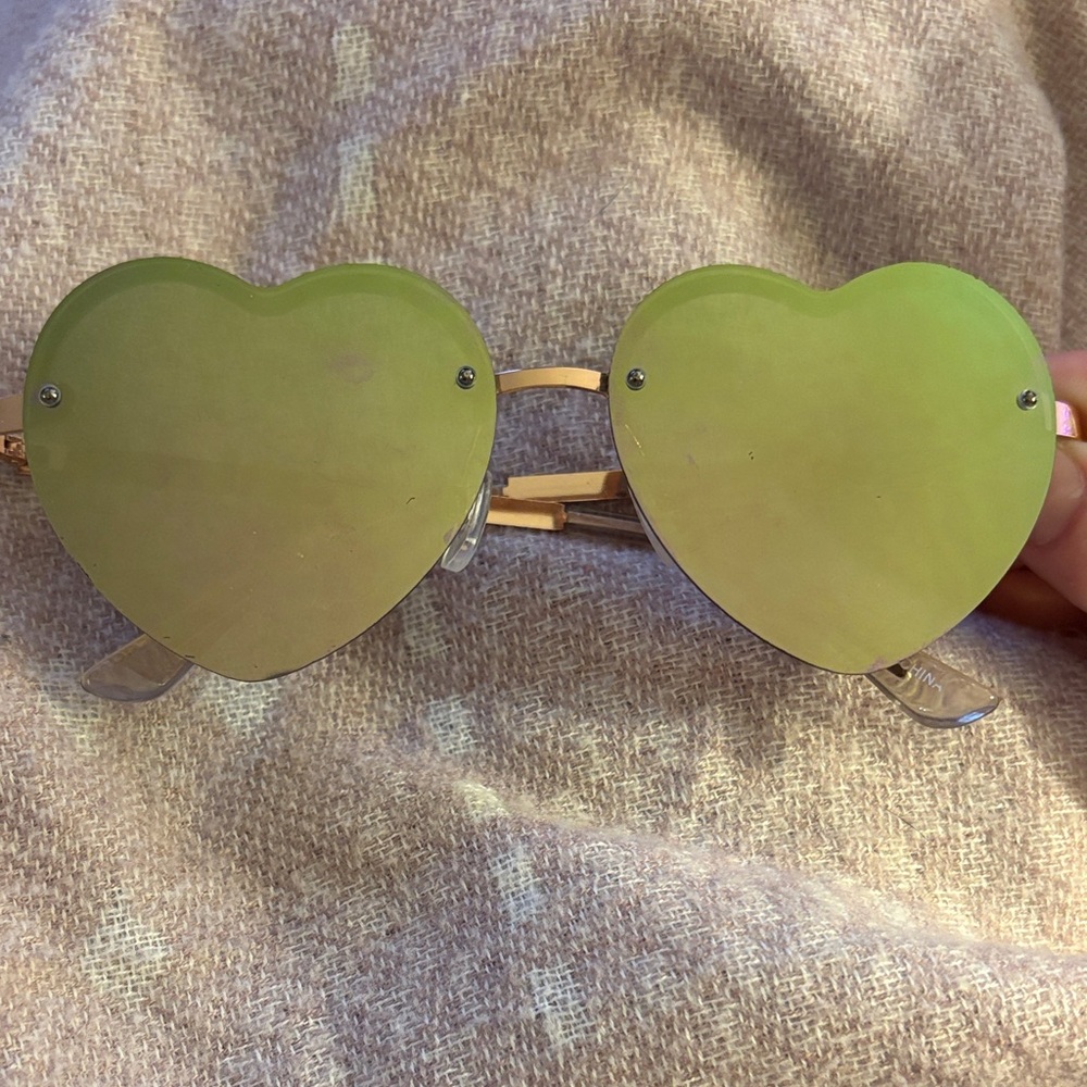 Heart-Shaped Mirror Sunglasses